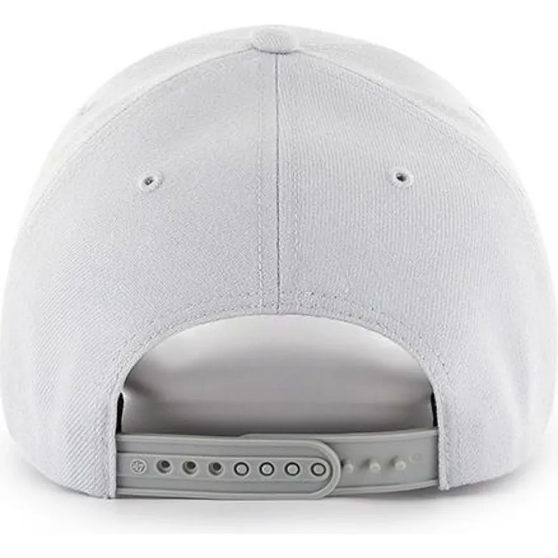 mutsid-kumer-hall-snapback-plata-new-york-yankees-mlb-47-brand