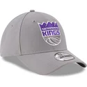 mutsid-kumer-hall-reguleeritav-9forty-the-league-sacramento-kings-nba-new-era