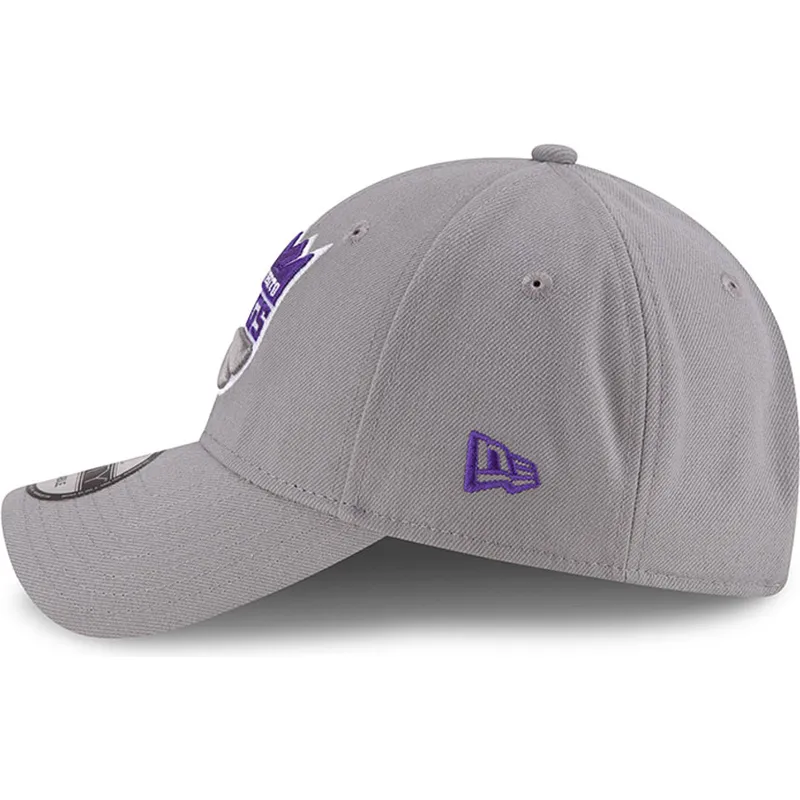 mutsid-kumer-hall-reguleeritav-9forty-the-league-sacramento-kings-nba-new-era