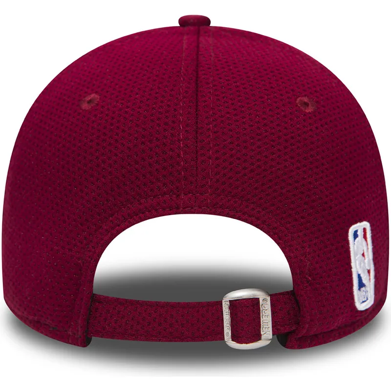 mutsid-kumer-punane-reguleeritav-9forty-mesh-cleveland-cavaliers-nba-new-era