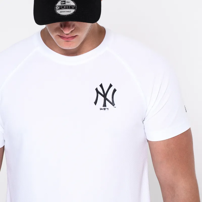 sargid-luhike-varrukas-valge-stealth-new-york-yankees-mlb-new-era