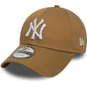 mutsid-kumer-pruun-reguleeritav-9forty-essential-new-york-yankees-mlb-new-era