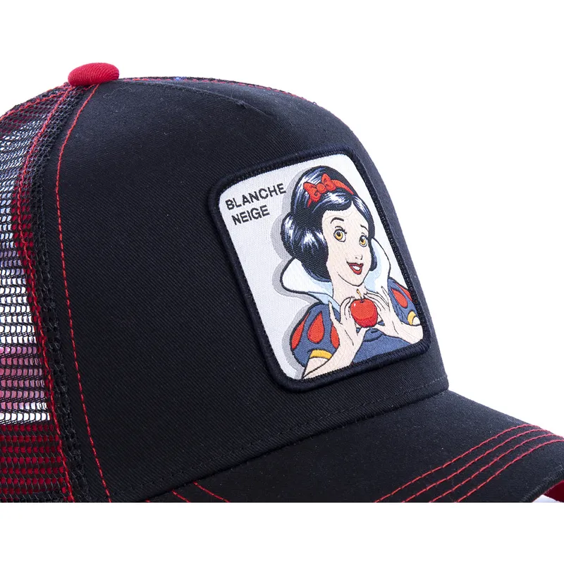 mutsid-kumer-must-snapback-sno1-lumivalgeke-disney-capslab