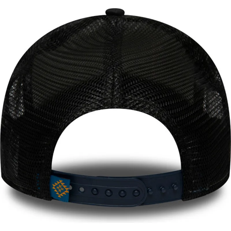 mutsid-kumer-meresinine-snapback-bear-tattoo-pack-a-frame-new-era