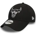 cap-kumer-black-adjustable-strap-9forty-league-essential-chicago-bulls-nba-new-era