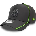 mutsid-kumer-hall-snapback-feather-pipe-a-frame-new-york-yankees-mlb-new-era