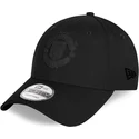 mutsid-kumer-must-reguleeritav-9forty-rubber-patch-manchester-united-football-club-premier-league-new-era