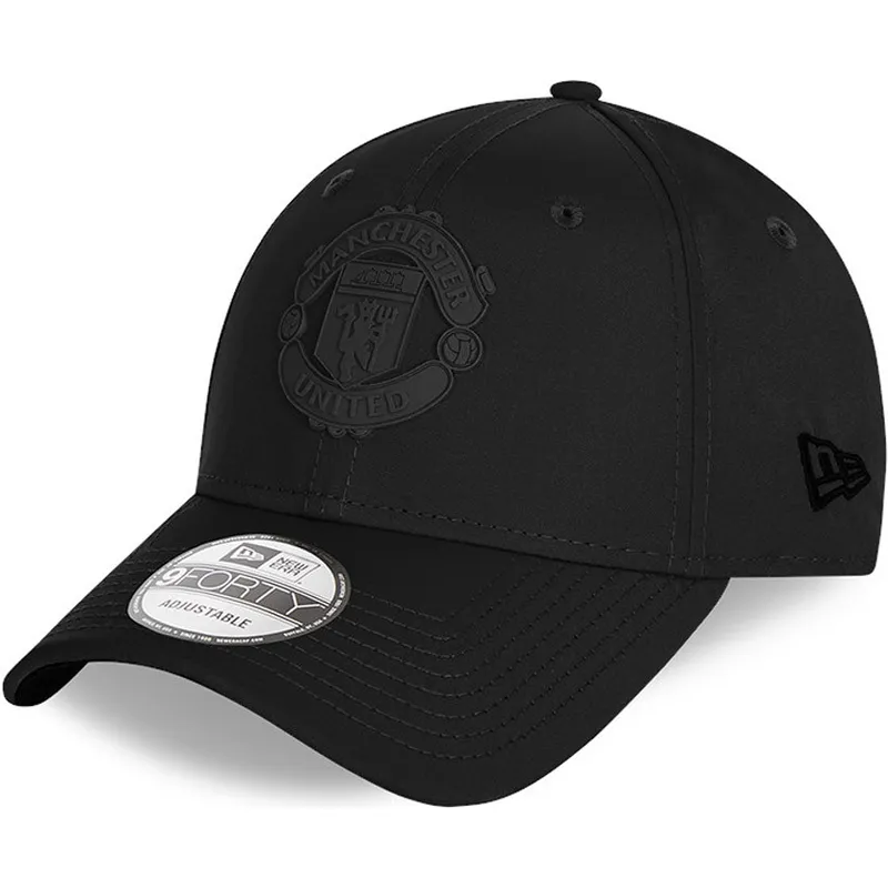 mutsid-kumer-must-reguleeritav-9forty-rubber-patch-manchester-united-football-club-premier-league-new-era
