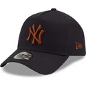 mutsid-kumer-meresinine-snapback-9forty-e-frame-new-york-yankees-mlb-new-era