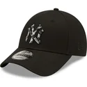 mutsid-kumer-must-reguleeritav-9forty-camo-infill-new-york-yankees-mlb-new-era