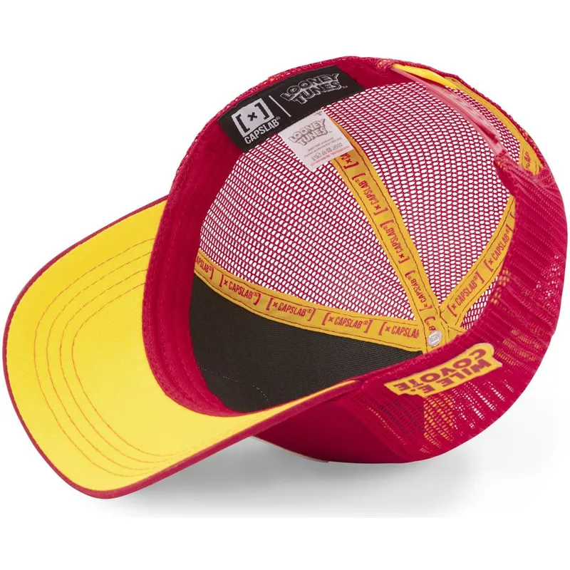 mutsid-kumer-punane-snapback-loo5-coy1-koiott-looney-tunes-capslab