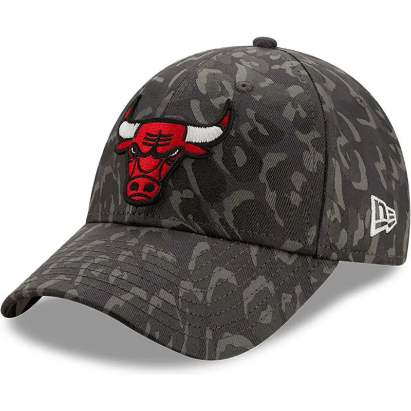 mutsid-kumer-kamuflaaz-reguleeritav-9forty-all-over-camo-chicago-bulls-nba-new-era
