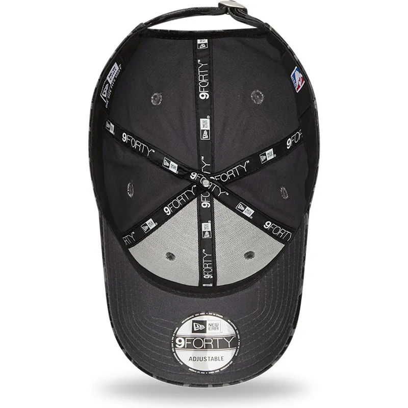 mutsid-kumer-kamuflaaz-reguleeritav-9forty-all-over-camo-chicago-bulls-nba-new-era