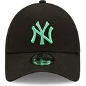 mutsid-kumer-must-reguleeritav-9forty-league-essential-new-york-yankees-mlb-new-era