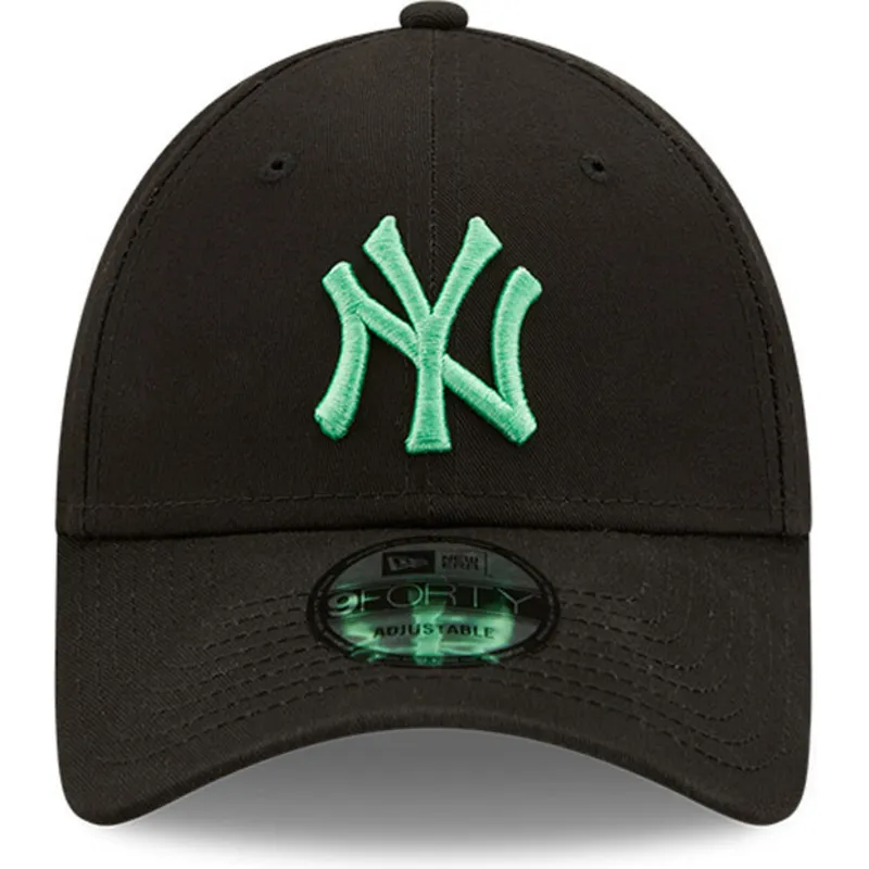 mutsid-kumer-must-reguleeritav-9forty-league-essential-new-york-yankees-mlb-new-era