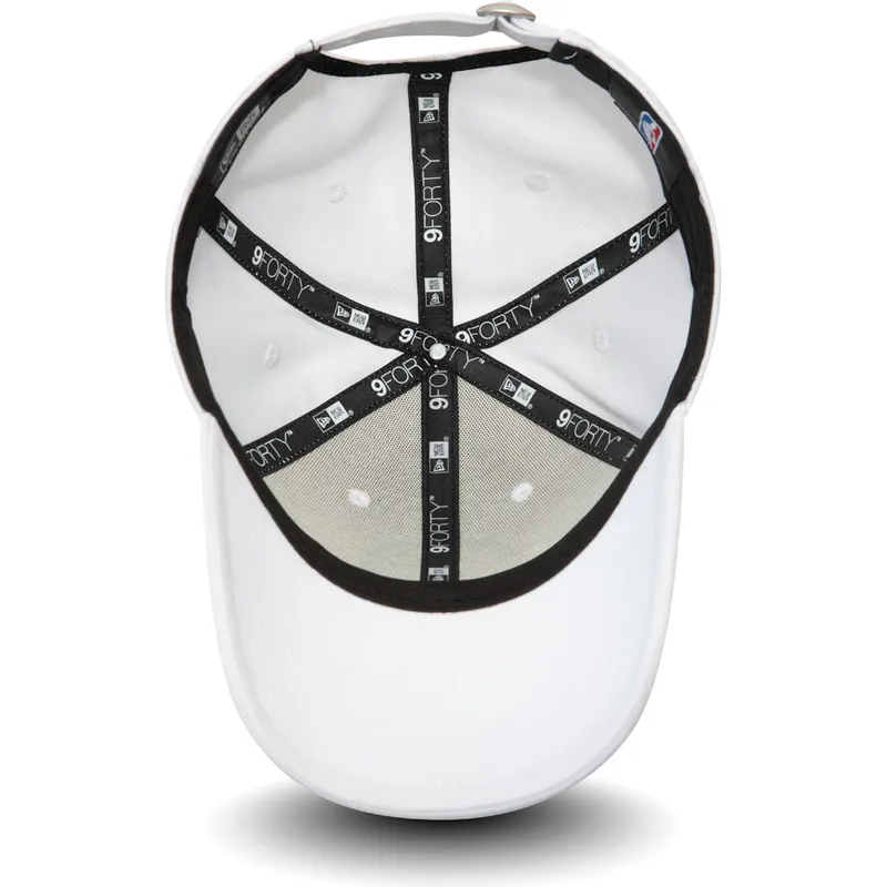 mutsid-kumer-valge-reguleeritav-9forty-shadow-tech-boston-celtics-nba-new-era