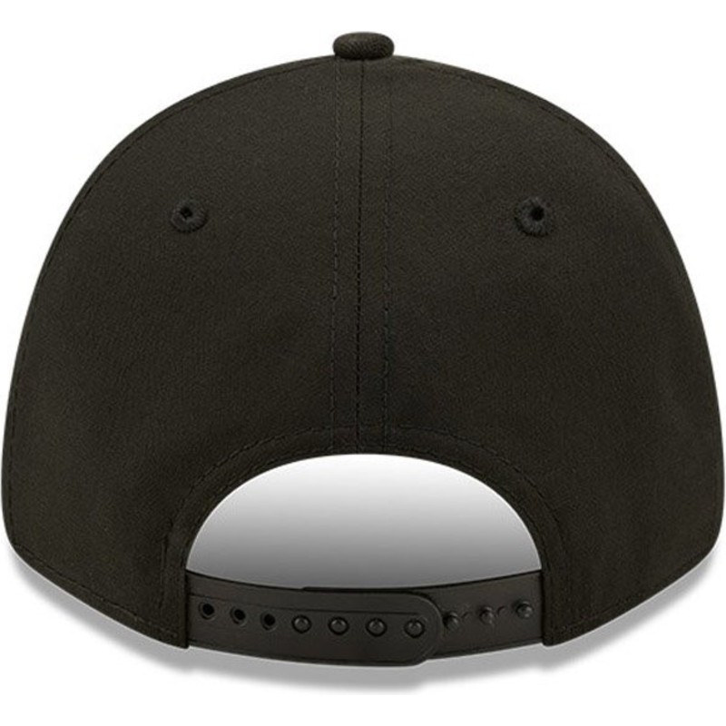 plain black snapback new era