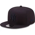 mutsid-lame-meresinine-snapback-9fifty-league-essential-new-york-yankees-mlb-new-era