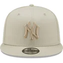 mutsid-lame-hall-snapback-9fifty-league-essential-new-york-yankees-mlb-new-era