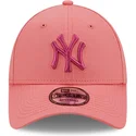 mutsid-kumer-roosa-reguleeritav-9forty-league-essential-new-york-yankees-mlb-new-era