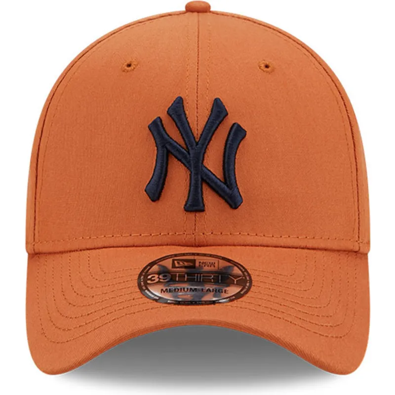 mutsid-kumer-pruun-liibuv-39thirty-league-essential-new-york-yankees-mlb-new-era