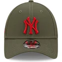 mutsid-kumer-roheline-reguleeritav-9forty-stadium-food-new-york-yankees-mlb-new-era