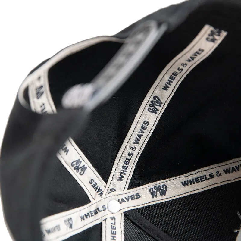 mutsid-kumer-must-snapback-classic-ww22-wheels-and-waves mutsid-kumer-must-snapback-classic-ww22-wheels-and-waves