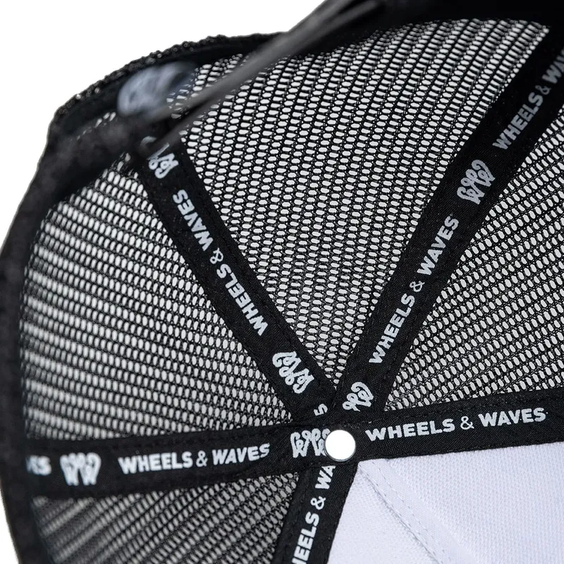 mutsid-kumer-must-snapback-nuts-bw-ww26-wheels-and-waves