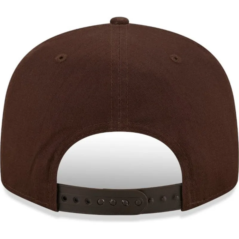 mutsid-lame-pruun-snapback-9fifty-league-essential-new-york-yankees-mlb-new-era