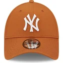 mutsid-kumer-pruun-reguleeritav-9forty-league-essential-new-york-yankees-mlb-new-era
