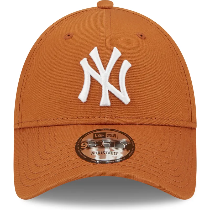 mutsid-kumer-pruun-reguleeritav-9forty-league-essential-new-york-yankees-mlb-new-era