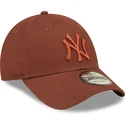 mutsid-kumer-pruun-reguleeritav-9forty-league-essential-new-york-yankees-mlb-new-era