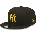 mutsid-lame-must-snapback-9fifty-league-essential-new-york-yankees-mlb-new-era