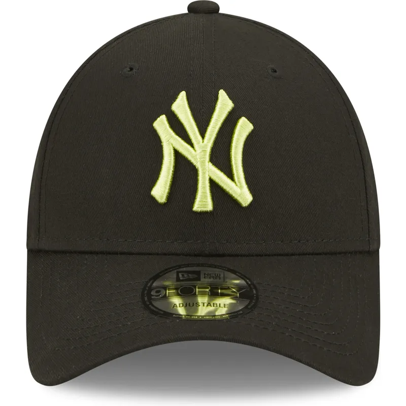 mutsid-kumer-must-reguleeritav-9forty-league-essential-new-york-yankees-mlb-new-era