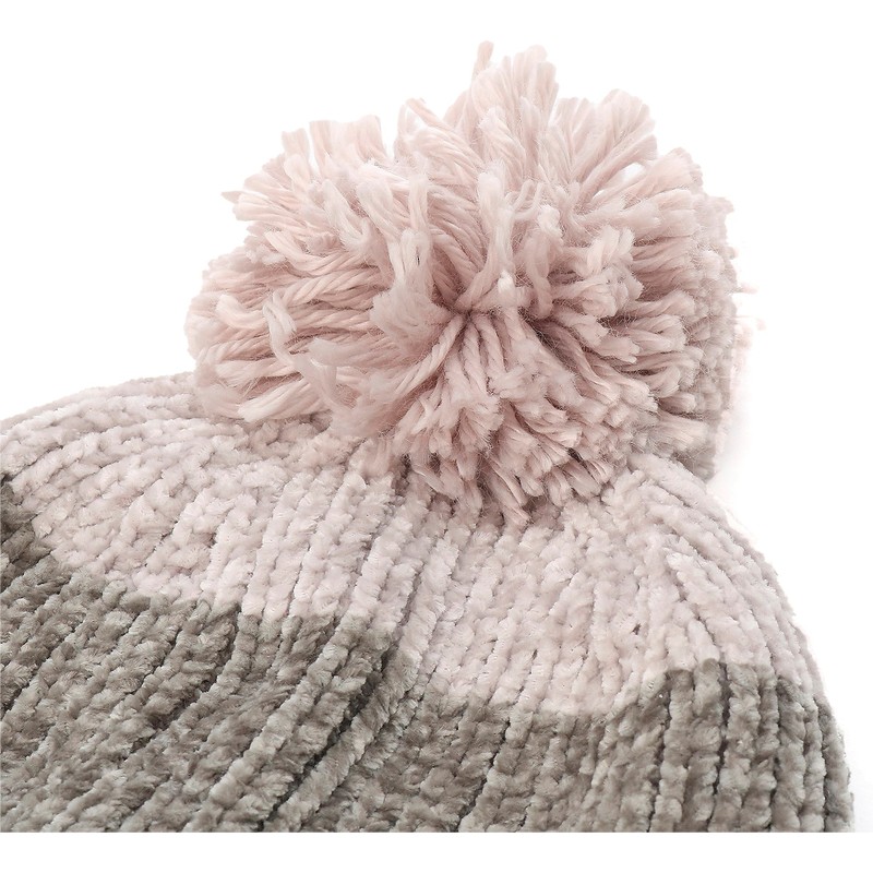 puma-women-black-and-grey-beanie-with-pompom