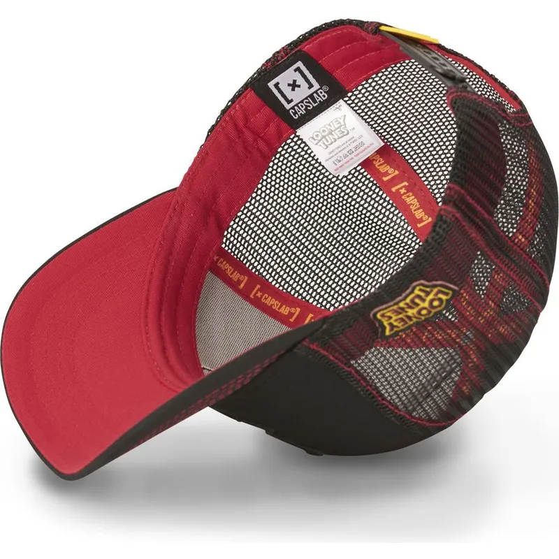 mutsid-kumer-must-snapback-lo1-bugs-bunny-ja-daffy-duck-looney-tunes-capslab