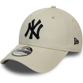 Cap kumer beige adjustable strap negro 9FORTY League Essential New York Yankees MLB New Era