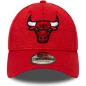 mutsid-kumer-punane-reguleeritav-9forty-shadow-tech-chicago-bulls-nba-new-era