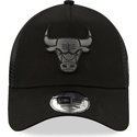 new-era-black-logo-9forty-a-frame-tonal-chicago-bulls-nba-black-trucker-hat