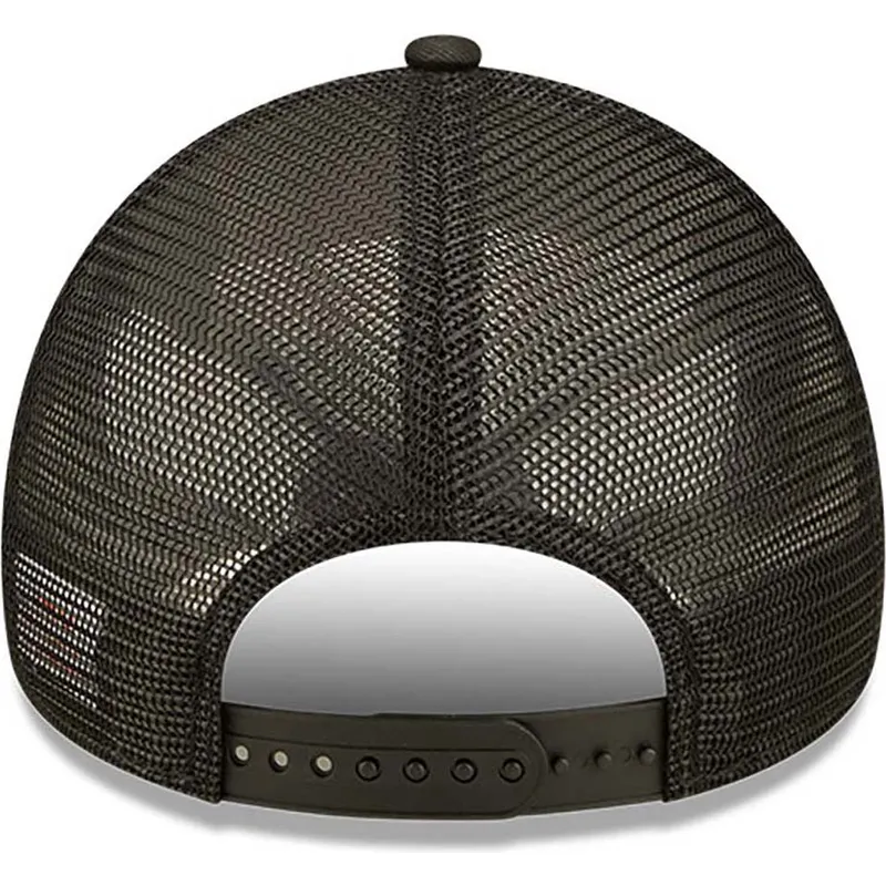 mutsid-kumer-must-snapback-a-frame-repreve-lucky-paws-new-era
