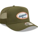 mutsid-kumer-roheline-snapback-california-a-frame-oval-state-new-era