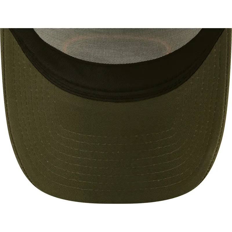 mutsid-kumer-roheline-snapback-california-a-frame-oval-state-new-era