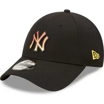 New Era Curved Brim Orange Logo 9FORTY Gradient Infill New York Yankees MLB Black Adjustable Cap