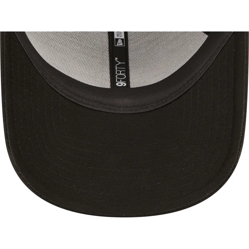 mutsid-kumer-must-reguleeritav-9forty-gradient-infill-new-york-yankees-mlb-new-era