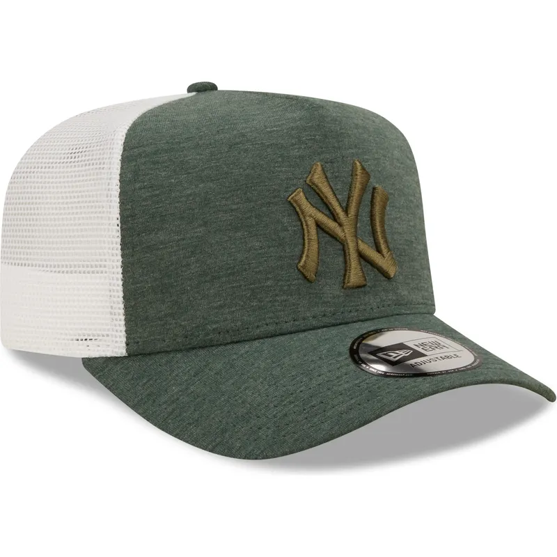 mutsid-kumer-roheline-snapback-a-frame-jersey-essential-new-york-yankees-mlb-new-era