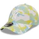 cap-kumer-green-adjustable-strap-9forty-all-over-print-seasonal-new-york-yankees-mlb-new-era