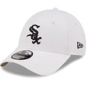cap-kumer-white-adjustable-strap-negro-9forty-league-essential-chicago-white-sox-mlb-new-era