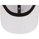 cap-kumer-white-adjustable-strap-negro-9forty-league-essential-chicago-white-sox-mlb-new-era