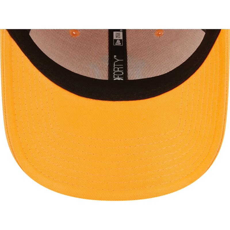 new-era-curved-brim-9forty-league-essential-new-york-yankees-mlb-light-orange-adjustable-cap