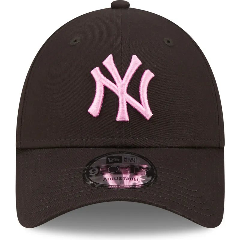 mutsid-kumer-must-reguleeritav-rosa-9forty-league-essential-new-york-yankees-mlb-new-era mutsid-kumer-must-reguleeritav-rosa-9forty-league-essential-new-york-yankees-mlb-new-era